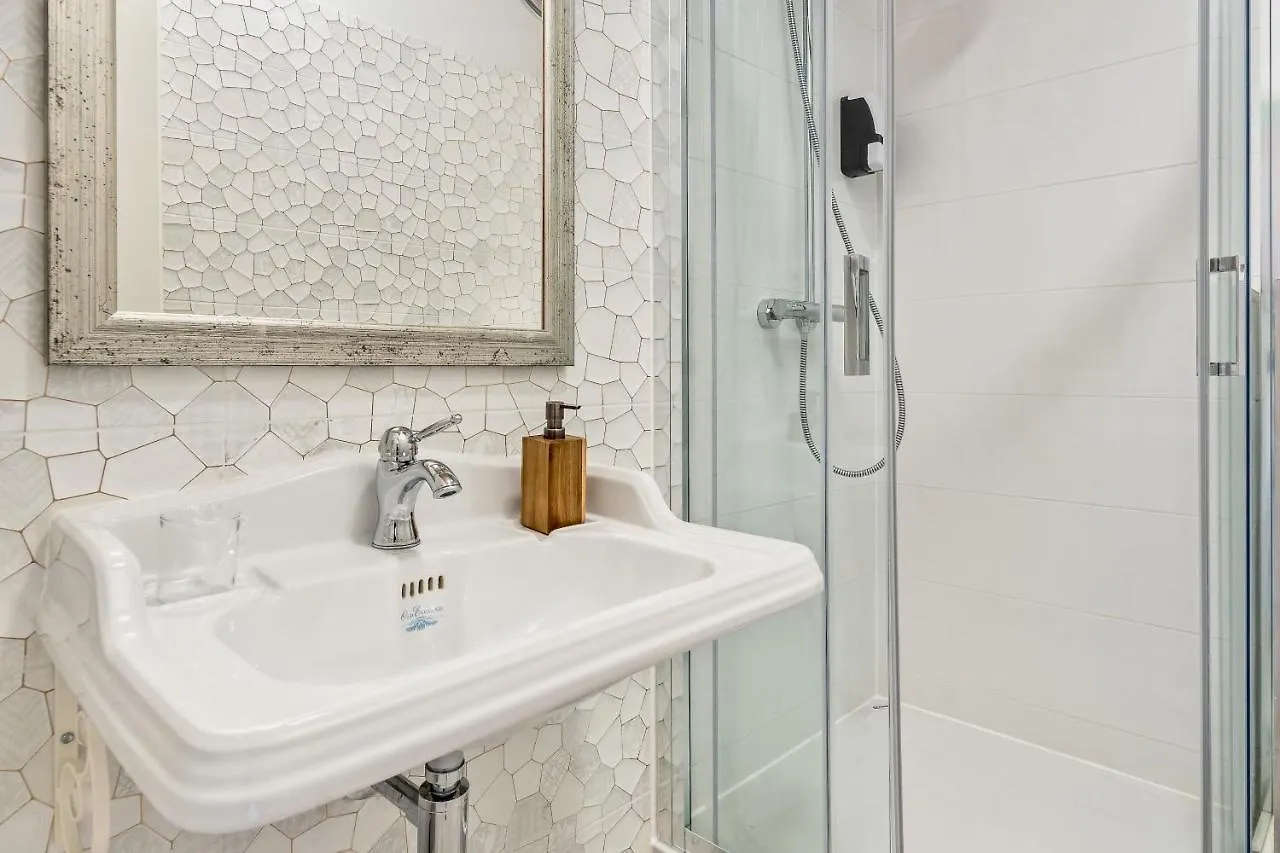 Historic Plaza Varos Split (Adults Only) 4*,
