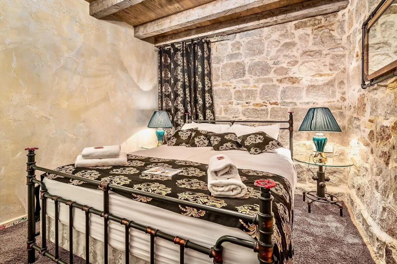 Hotel Historic Plaza Varos Split (Adults Only)