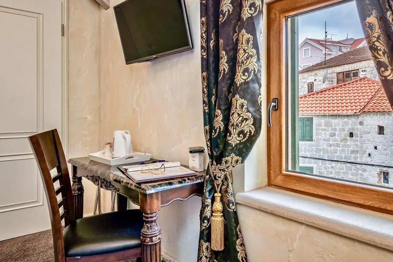 Hotel Historic Plaza Varos Split (Adults Only)
